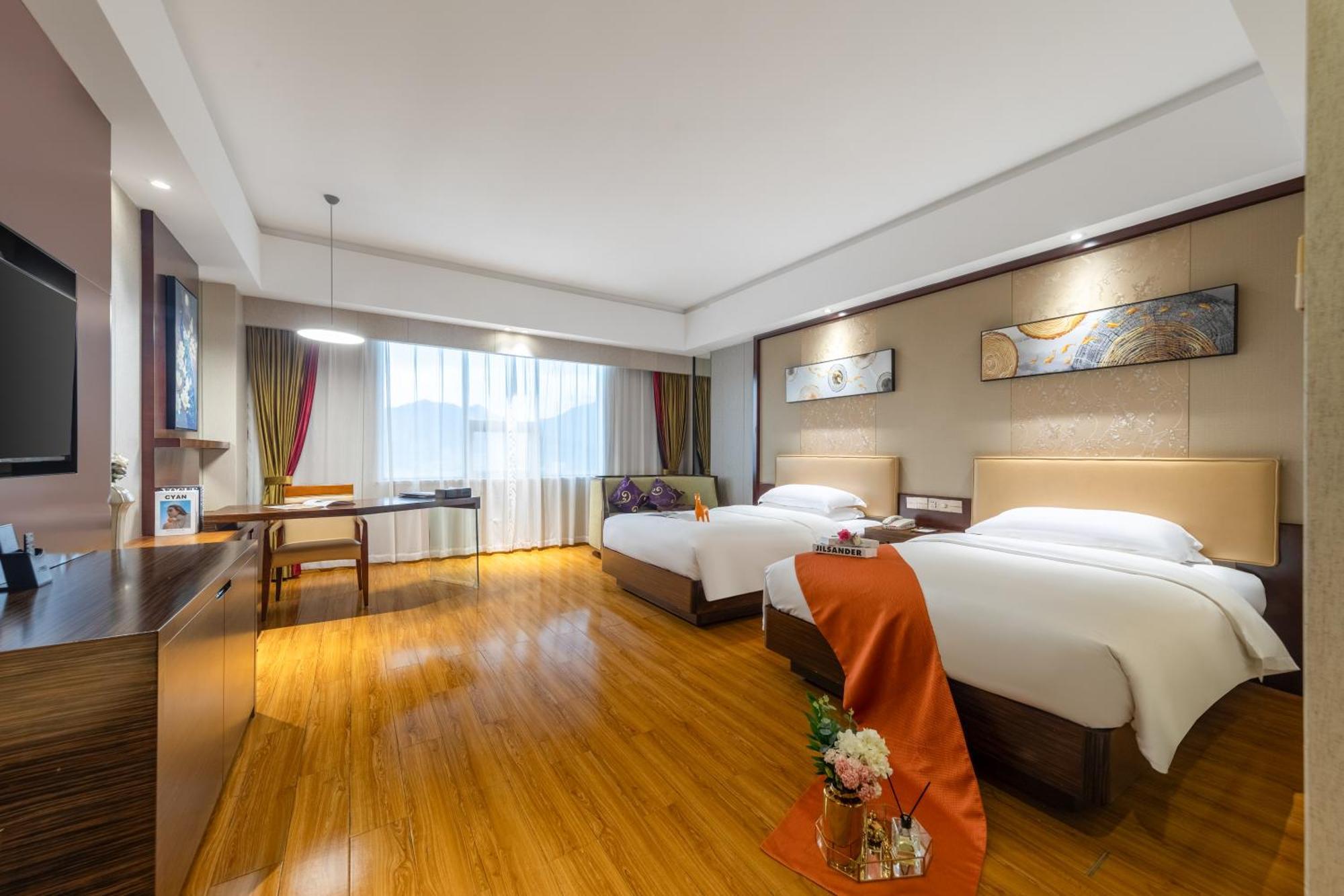 King Royal Hotel 雲浮市 エクステリア 写真