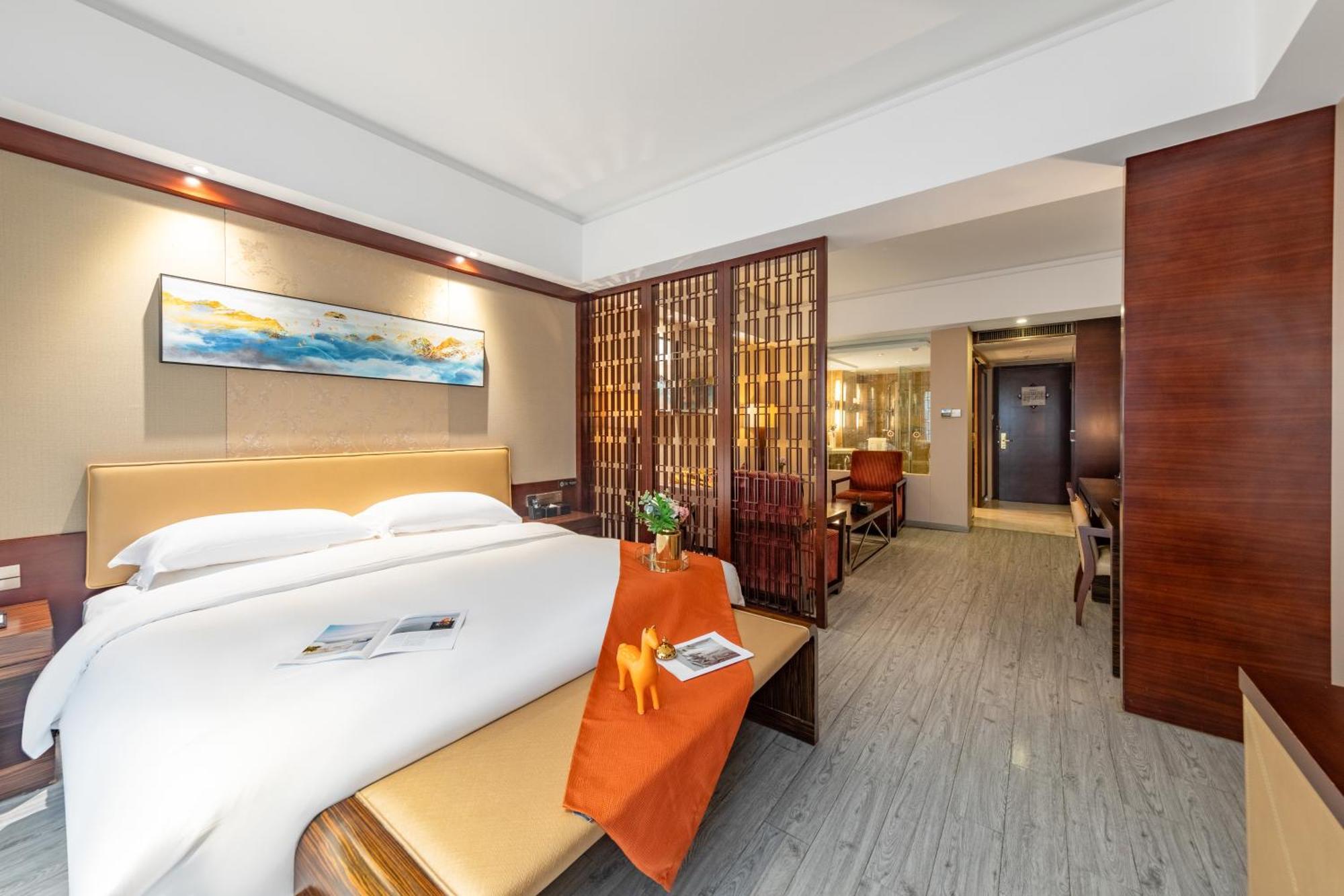 King Royal Hotel 雲浮市 エクステリア 写真